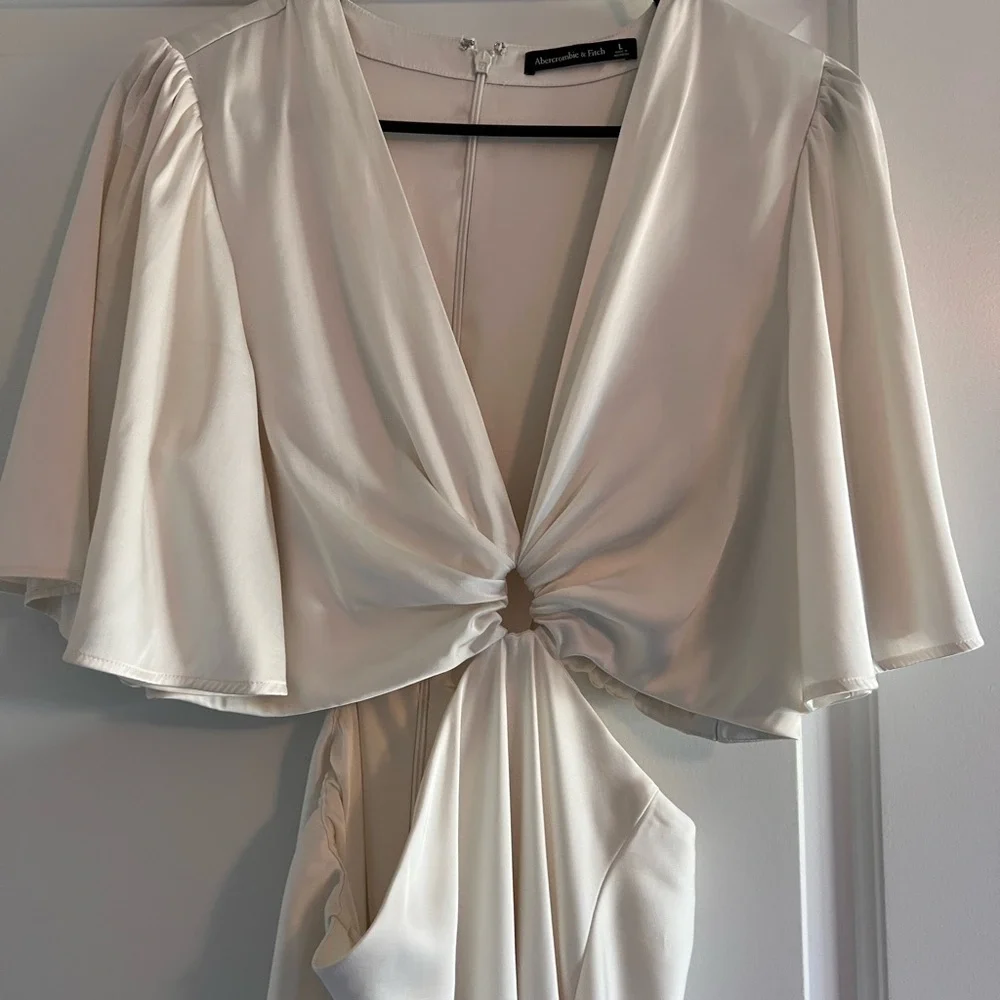 Abercrombie & Fitch Cream Cutout Maxi Dress